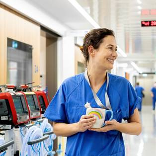 Dr. Julia Herzig in der Neurologie